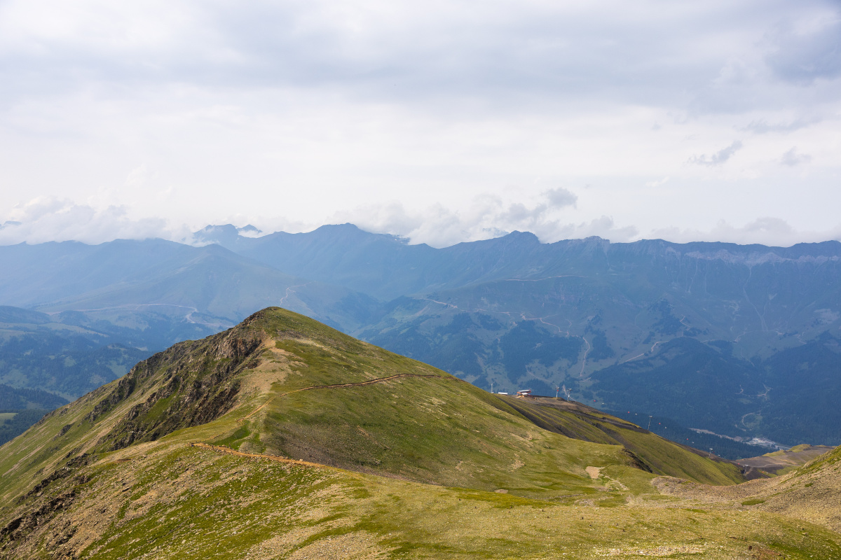 Тропа Хребет Габулу. Северный склон.